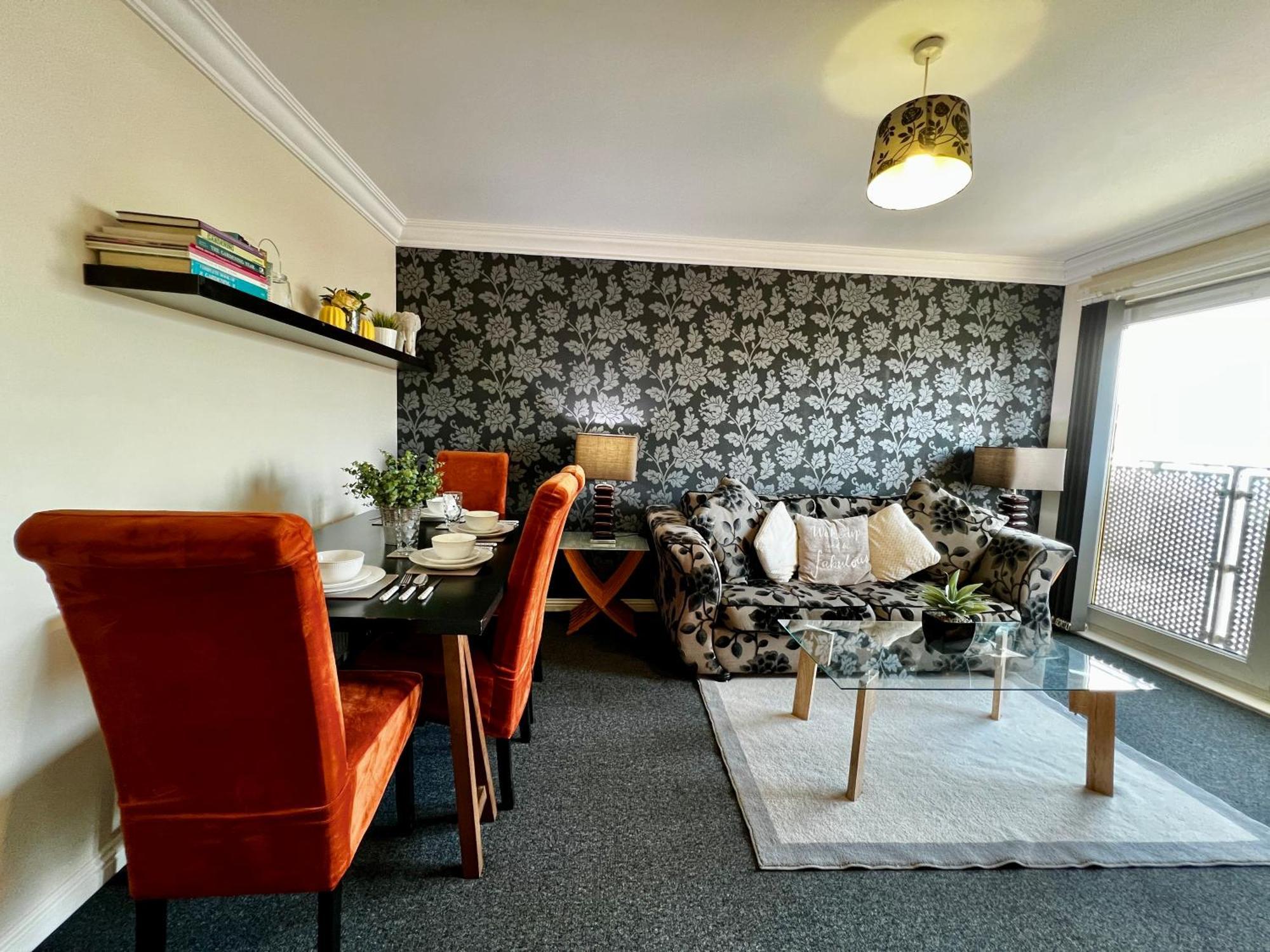 Stylish Modern Flat With Juliet Balcony & Parking Apartment Glasgow Luaran gambar