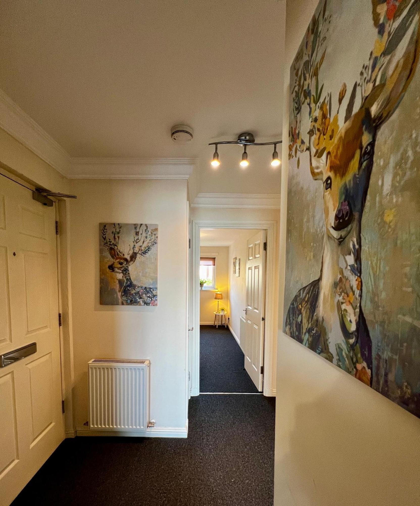 Stylish Modern Flat With Juliet Balcony & Parking Apartment Glasgow Luaran gambar