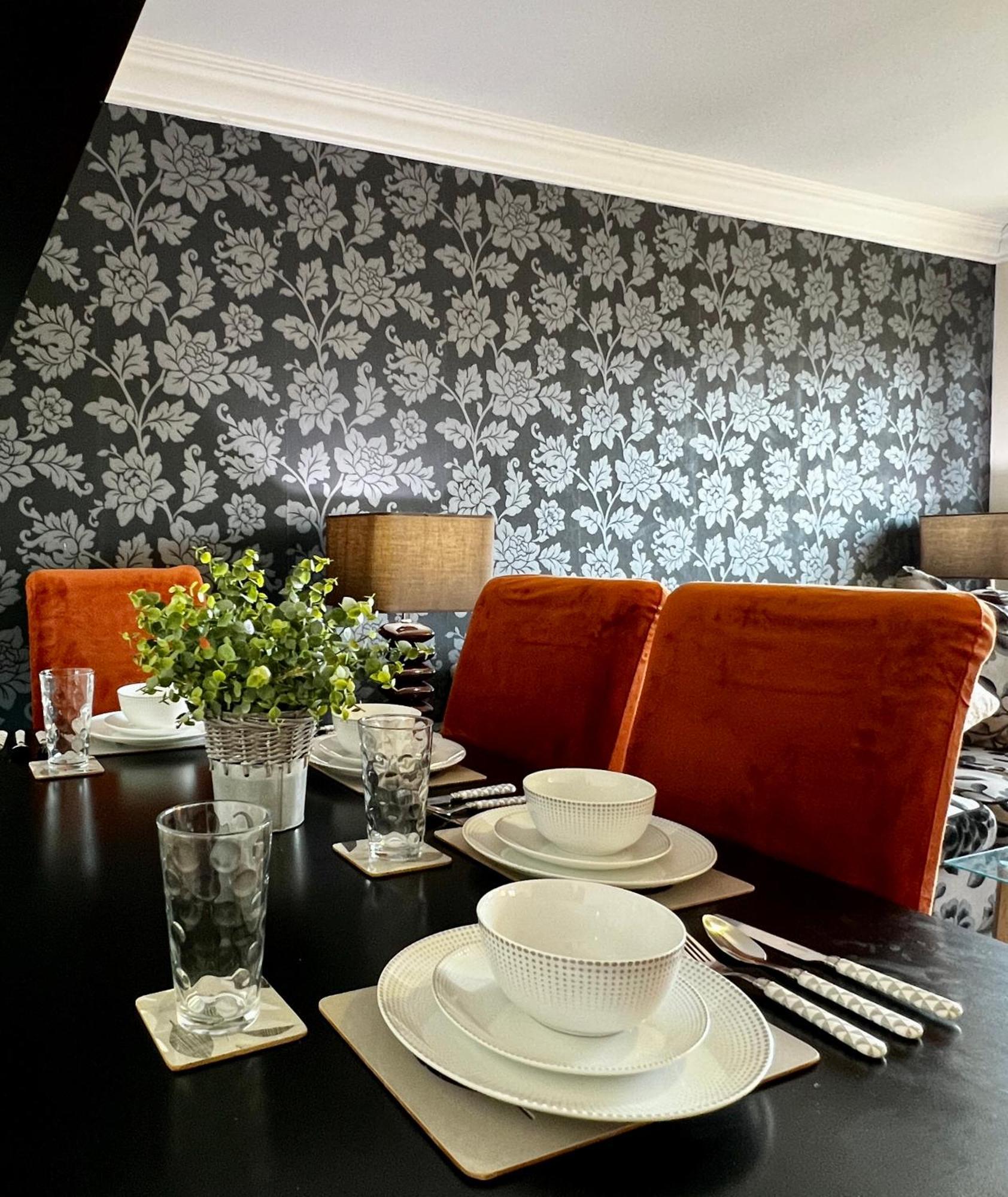 Stylish Modern Flat With Juliet Balcony & Parking Apartment Glasgow Luaran gambar